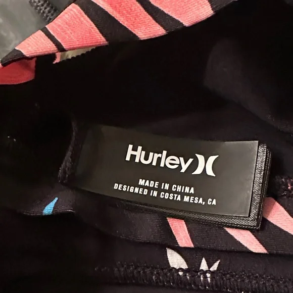 Hurley -Long Sleeve Hana Cross Yoke Surfsuit NWT / Small - Picture 3 of 7